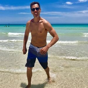 Meet your Posher, Don